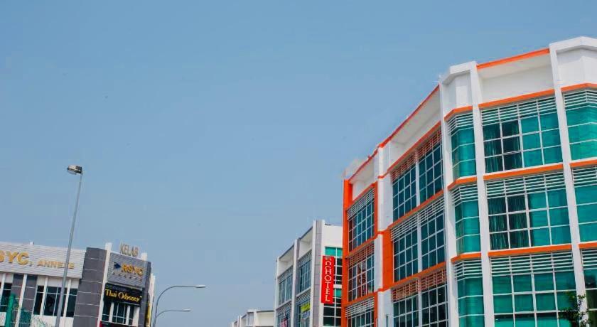 1Orange Hotel Sri Petaling Куала Лумпур Екстериор снимка