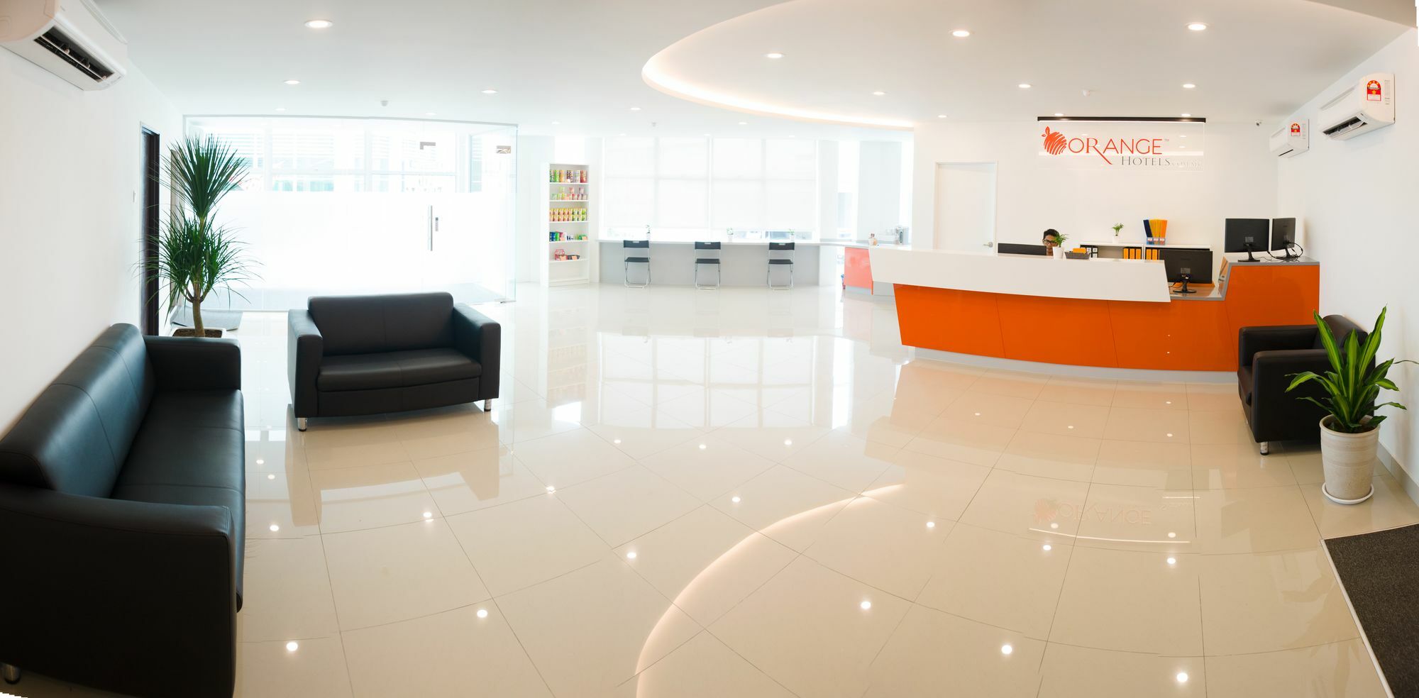 1Orange Hotel Sri Petaling Куала Лумпур Екстериор снимка